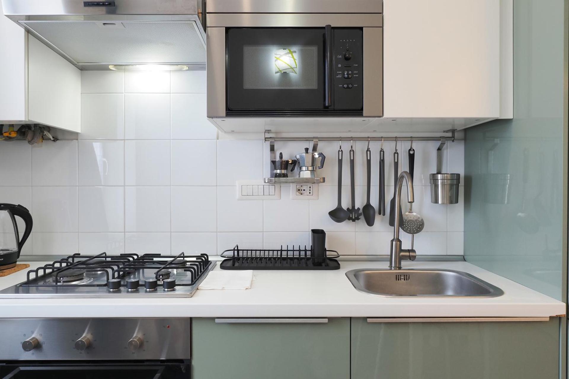 Kitchen or kitchenette