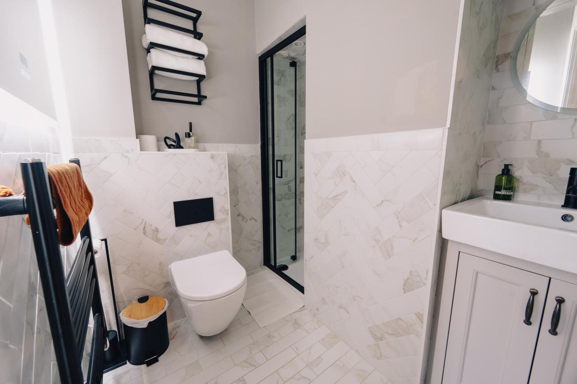 1 Bed Apartments - Central Bath