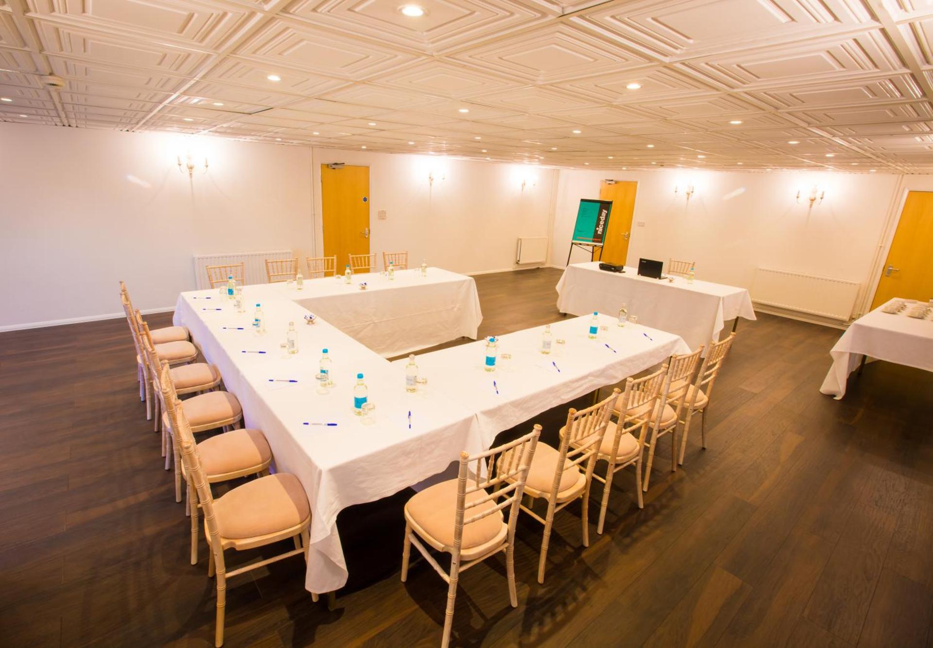 Meeting/conference room