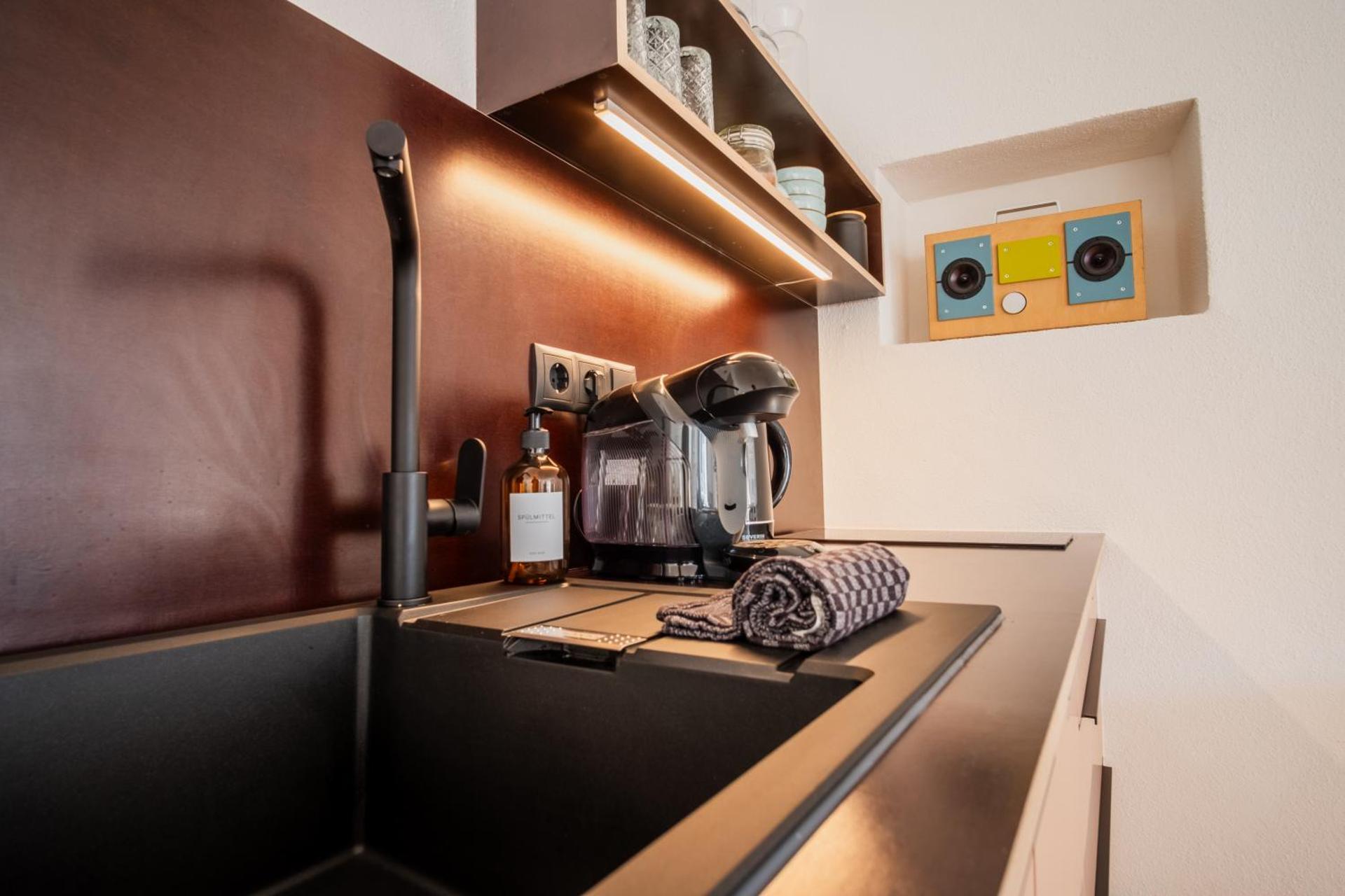 Coffee/tea facilities