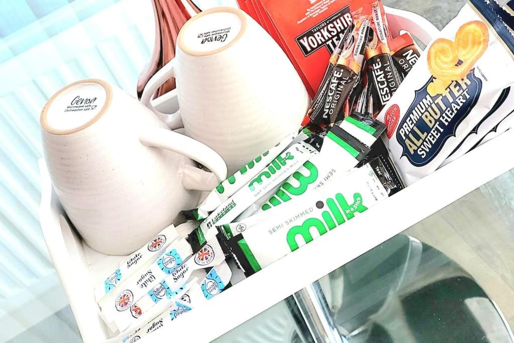 Homely 3 bedroom house in Farnworth, Bolton