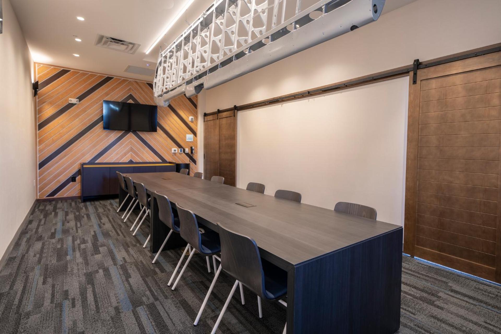 Meeting/conference room