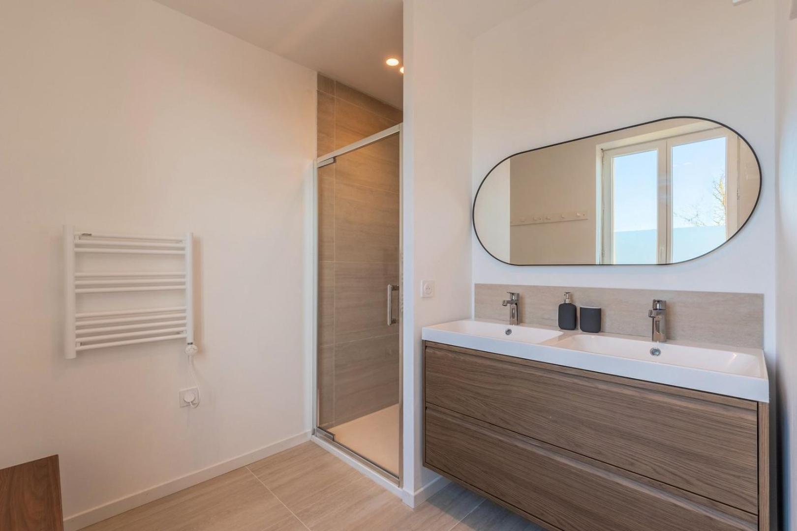 Maison 3 chambres et 2 salle de bain avec jardin