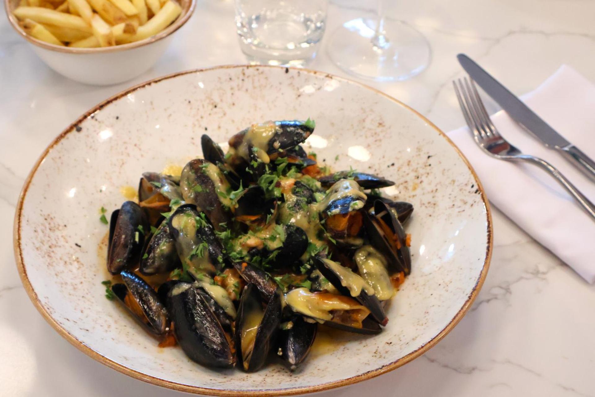 Restaurant/places to eat