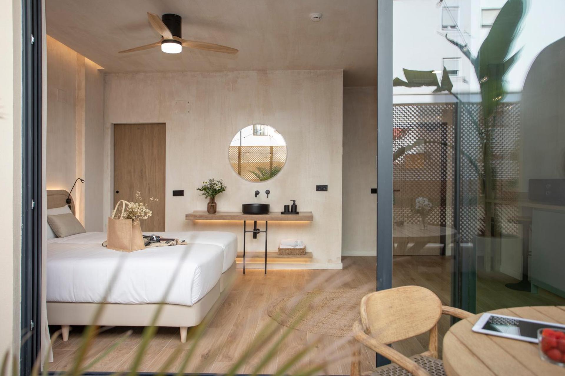 Photo of the whole room