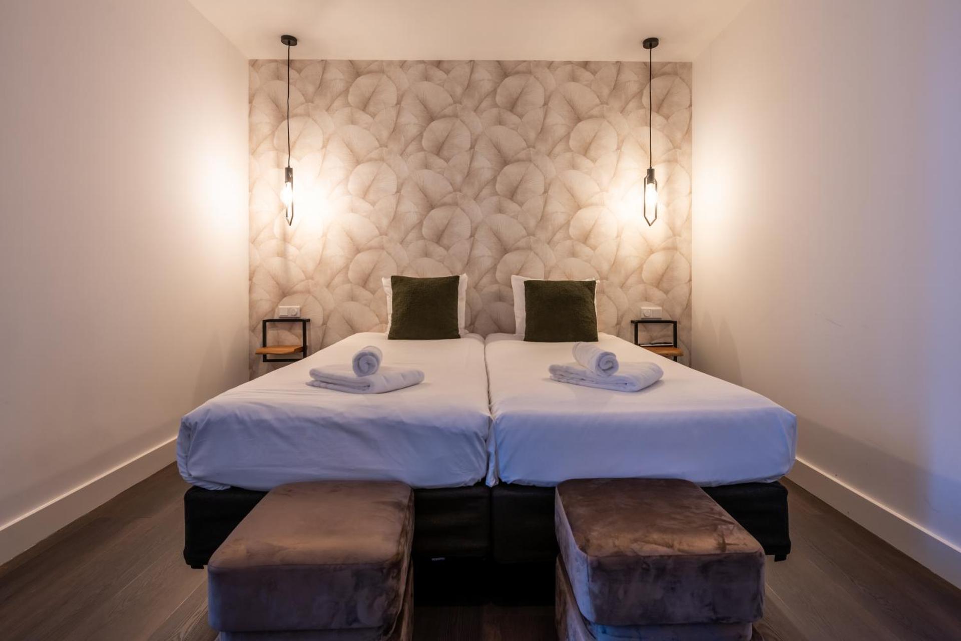 Quadruple patio room (1 dog allowed)