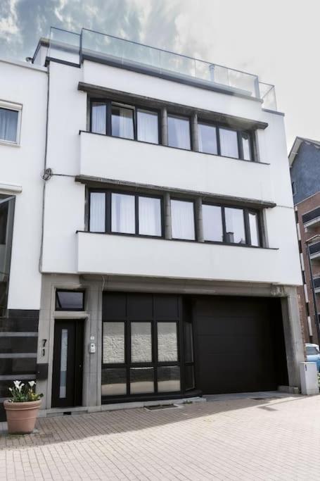 The Edgewater Suites - Cityscape