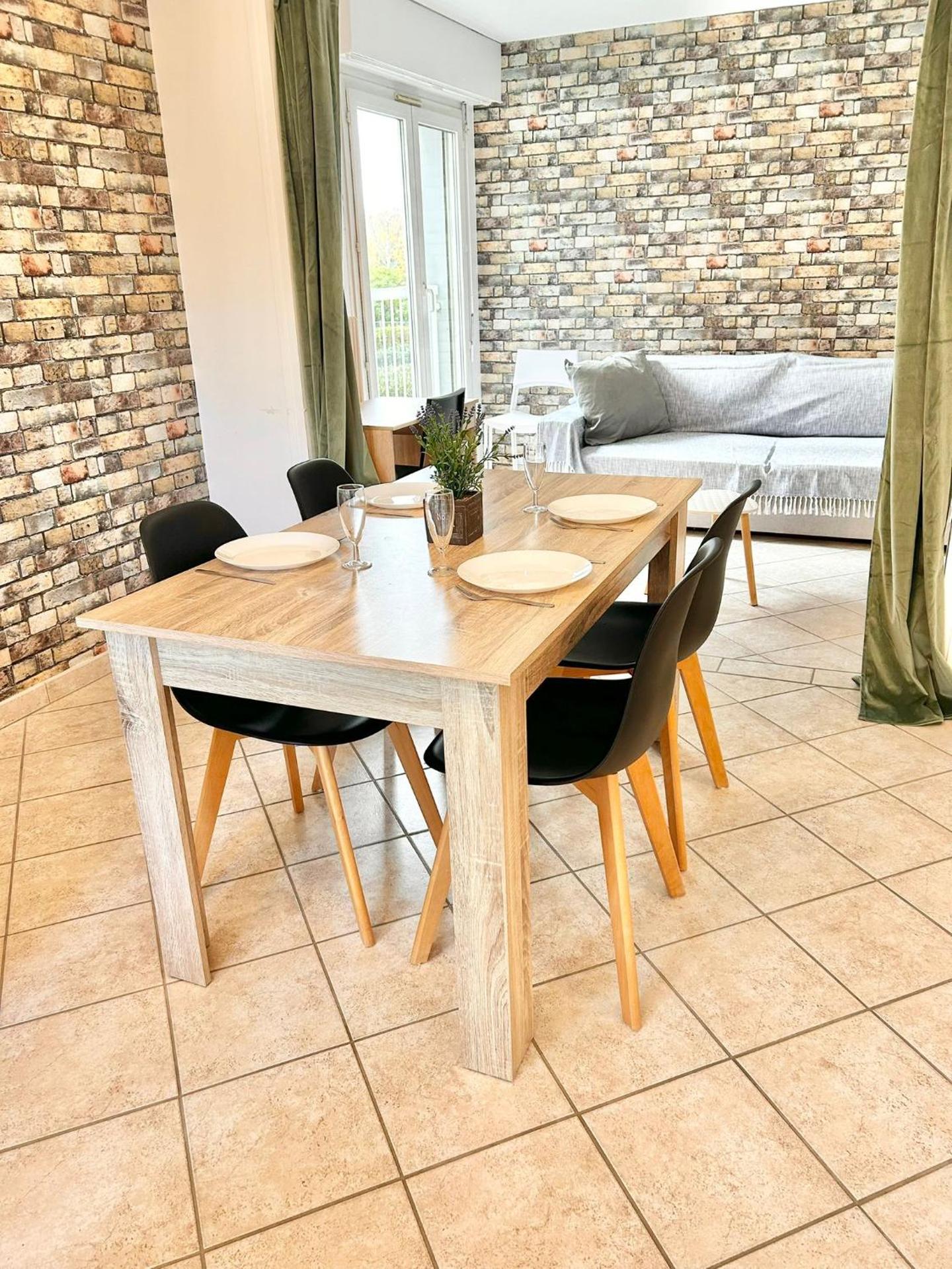 Le bijou d'Ivelina - 3 chambres - wifi - parking