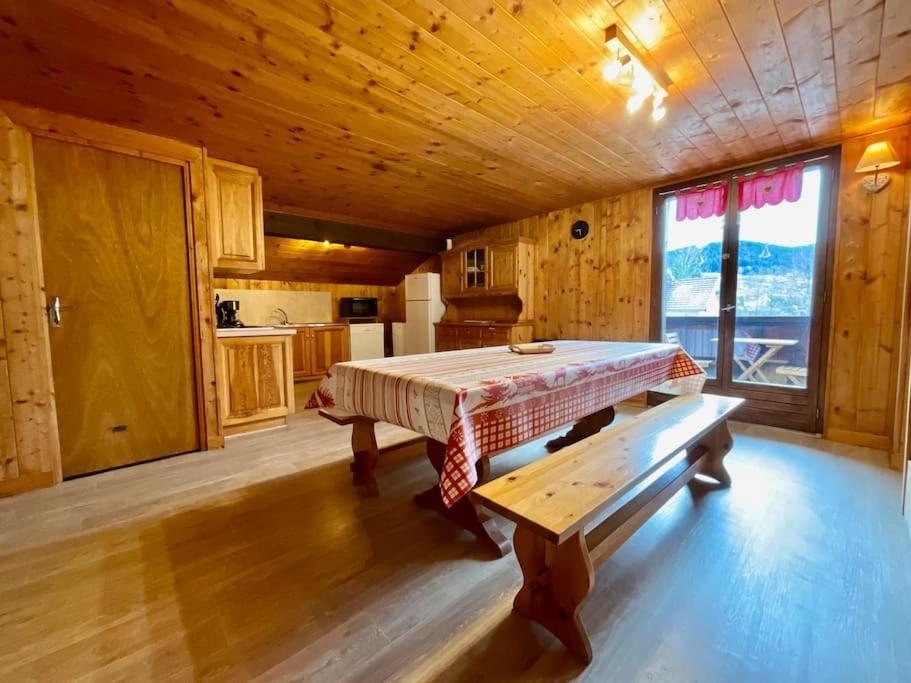 Le Grand Aigle, bel appartement style chalet