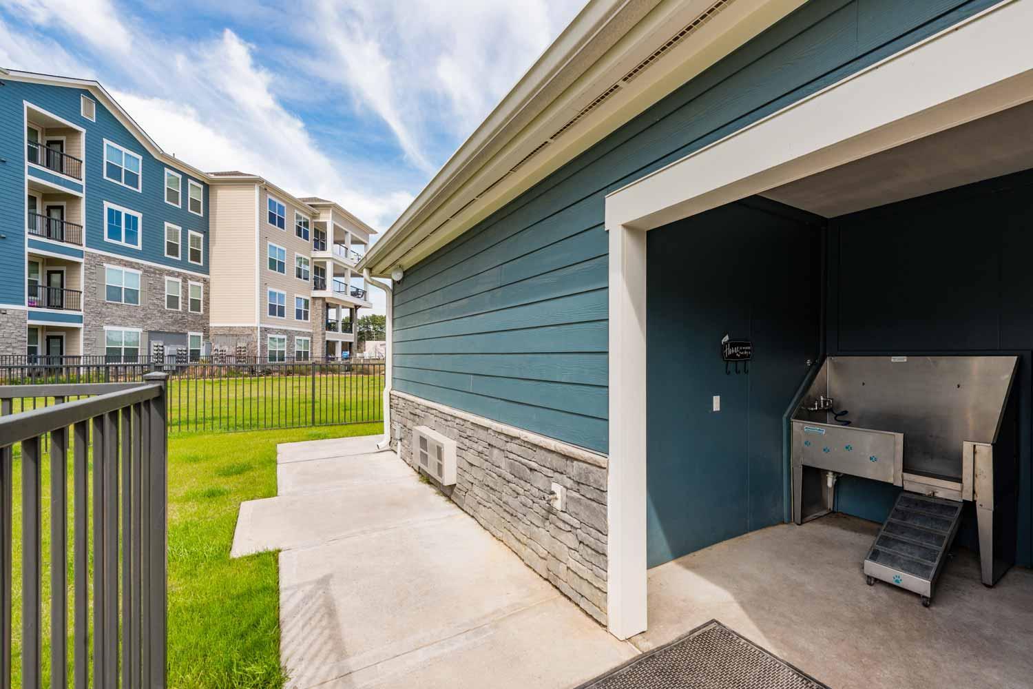 Spacious Furnished Resort Style Apartments