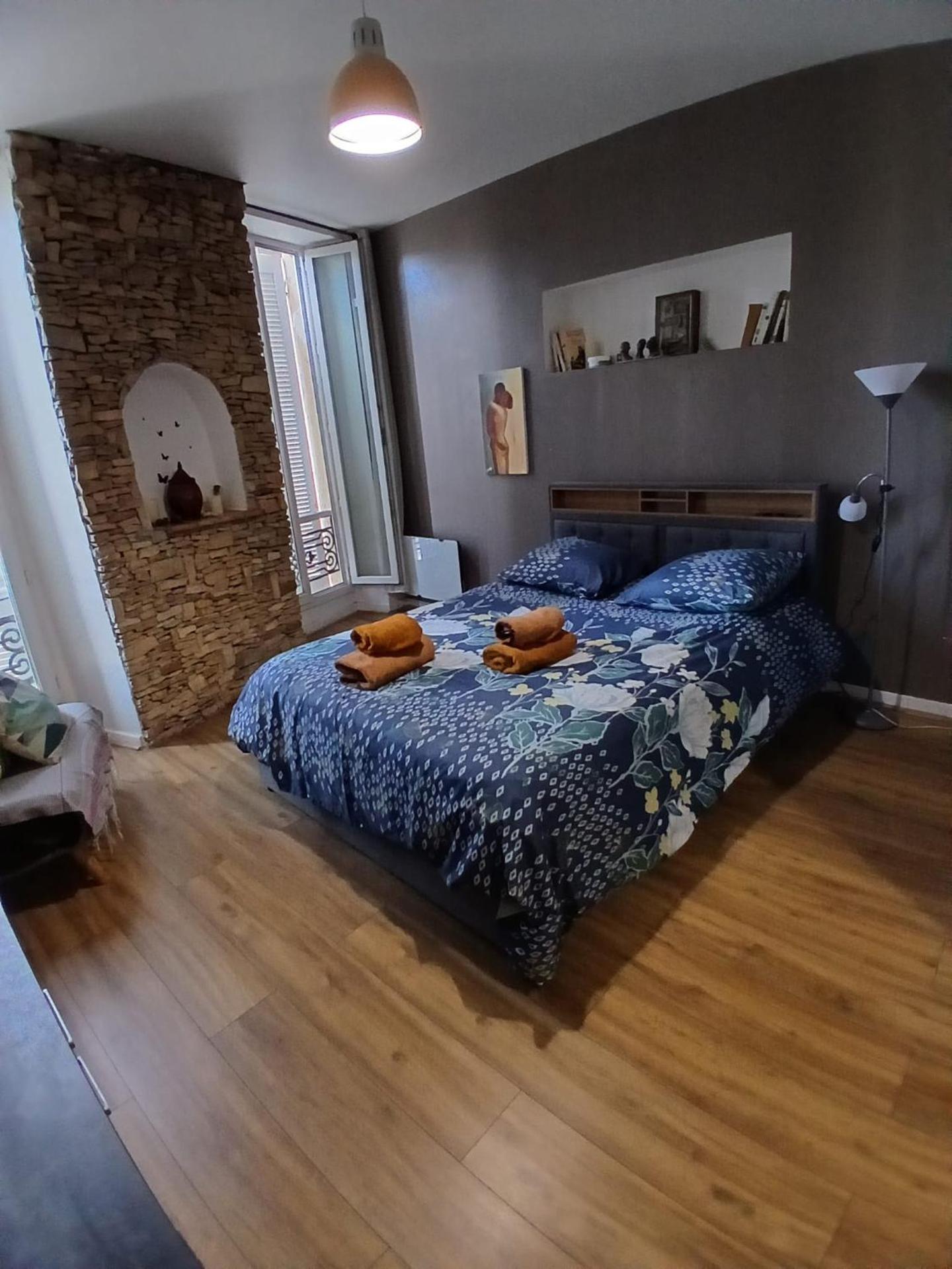 appartement renové , quartier historique du panier , centre-ville