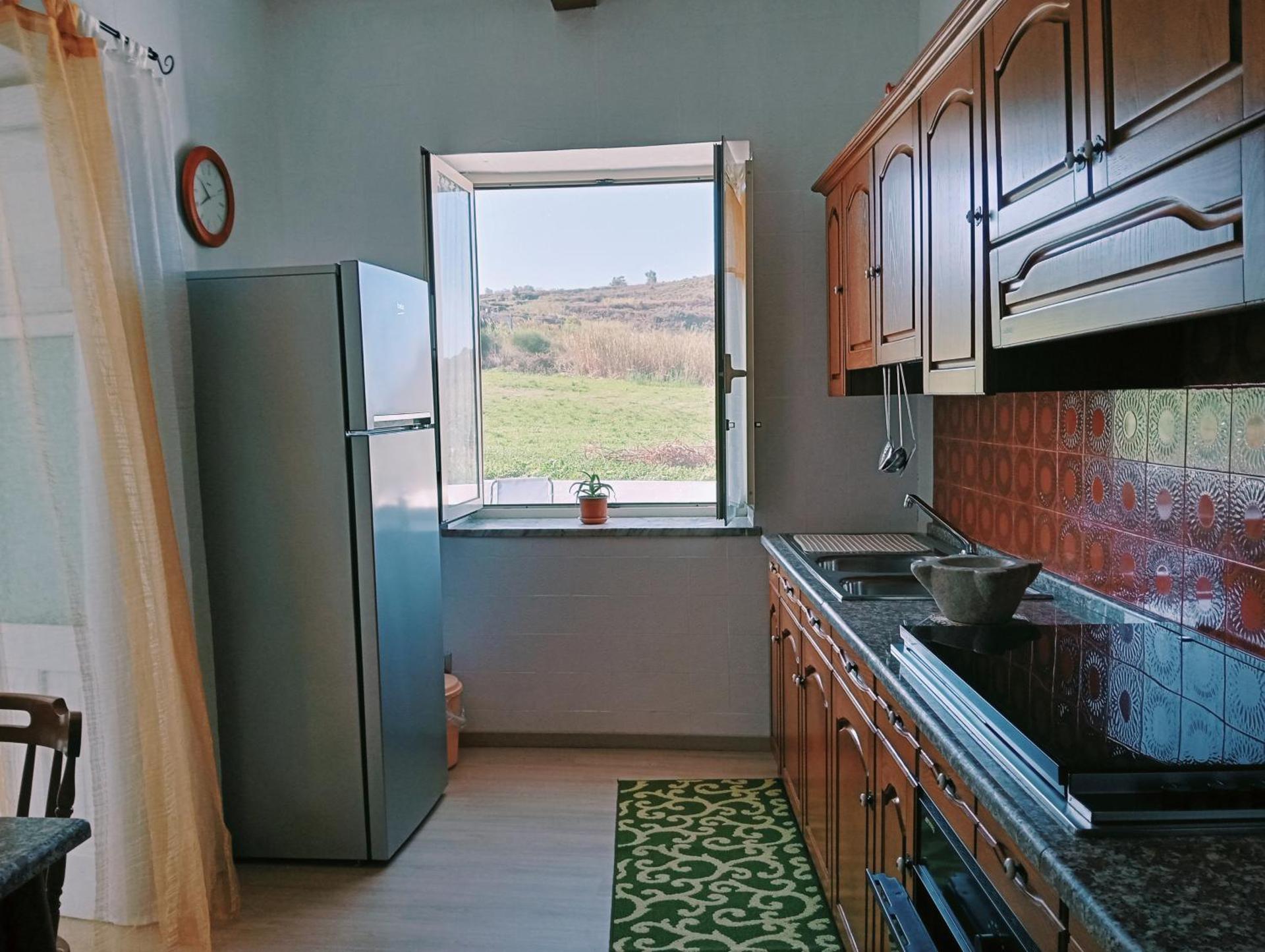 Casa al tramonto...sunset lovers retreat