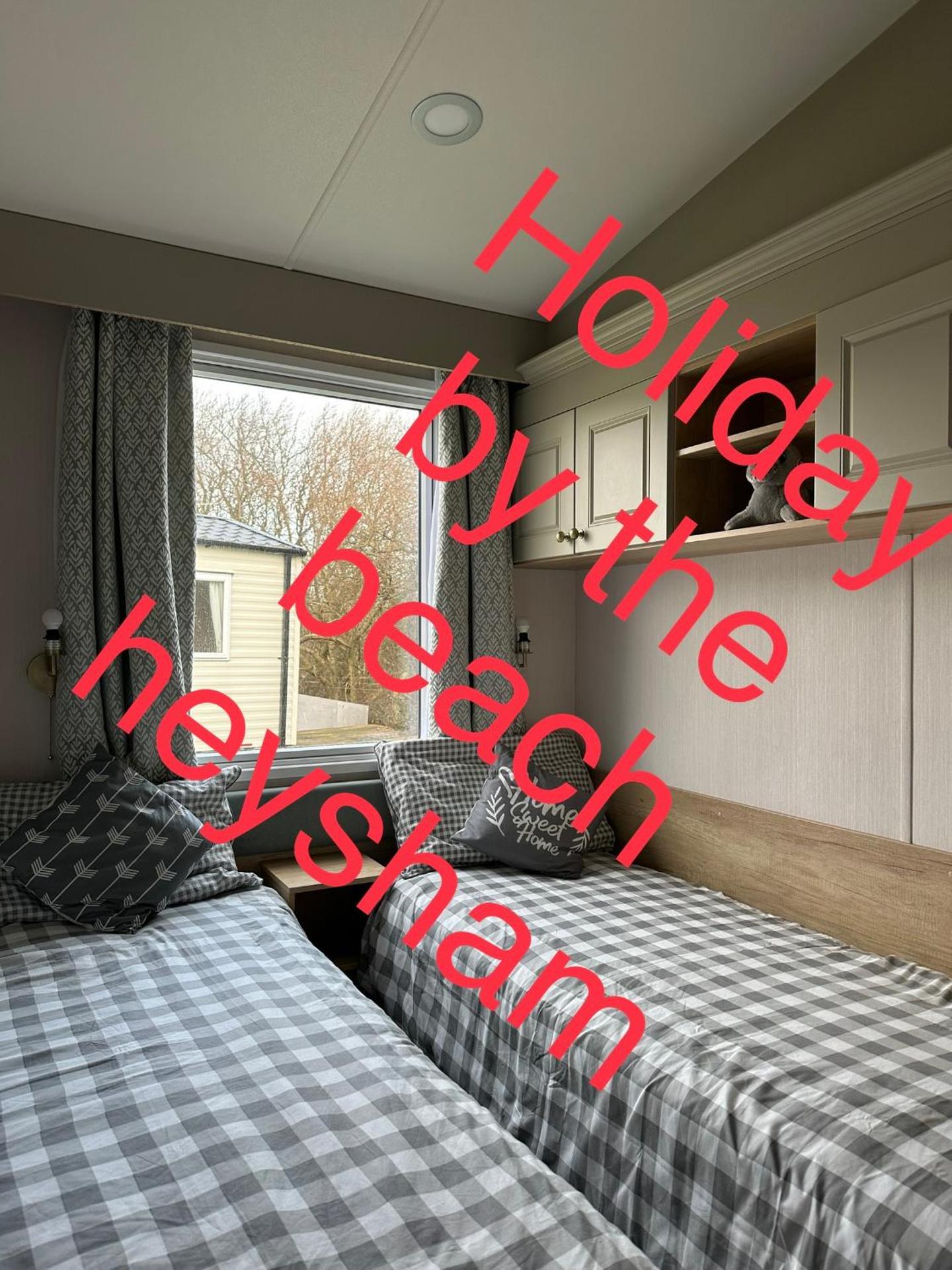 Holiday escapes by the bay