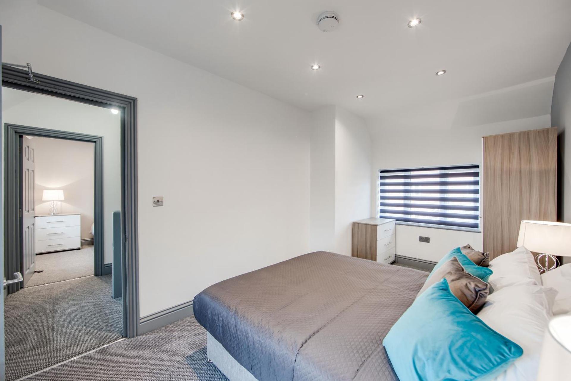 Your Perfect Ashford Retreat Pet-Friendly & Business Ready