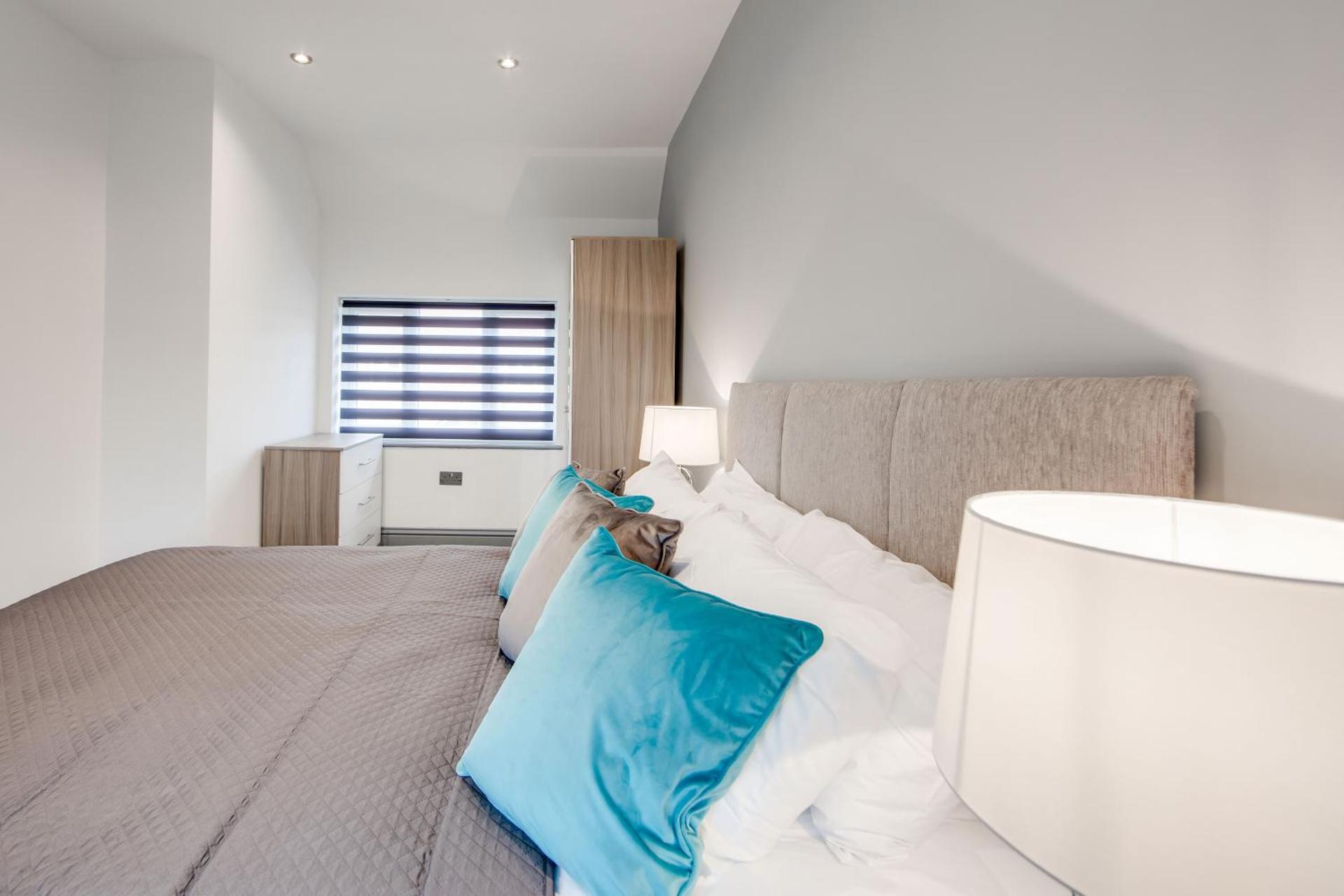 Your Perfect Ashford Retreat Pet-Friendly & Business Ready