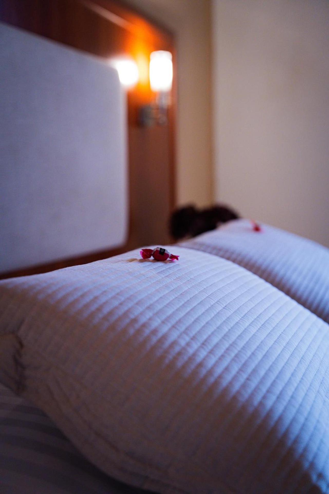 PARNIS PALACE Hotel Suites