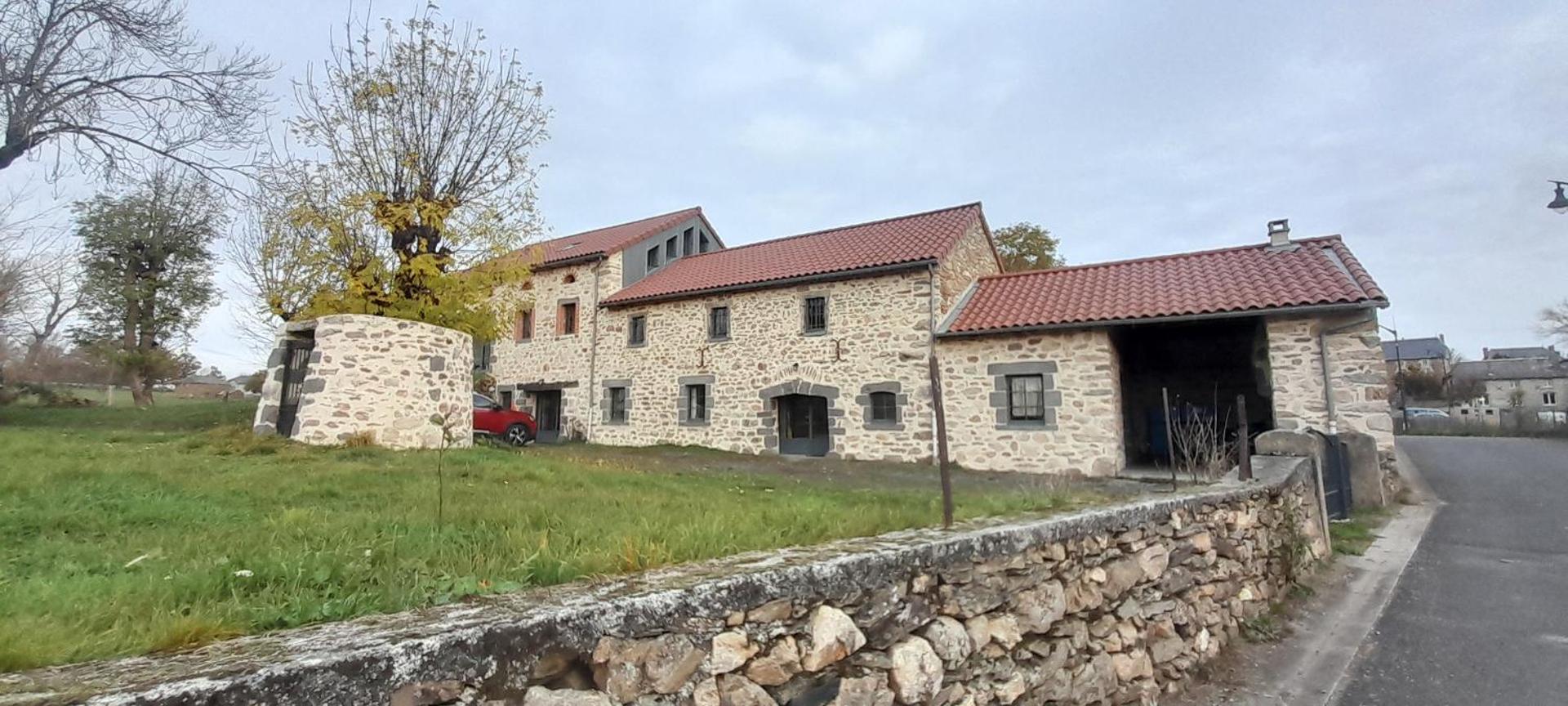 Relais du lac de la Truyère