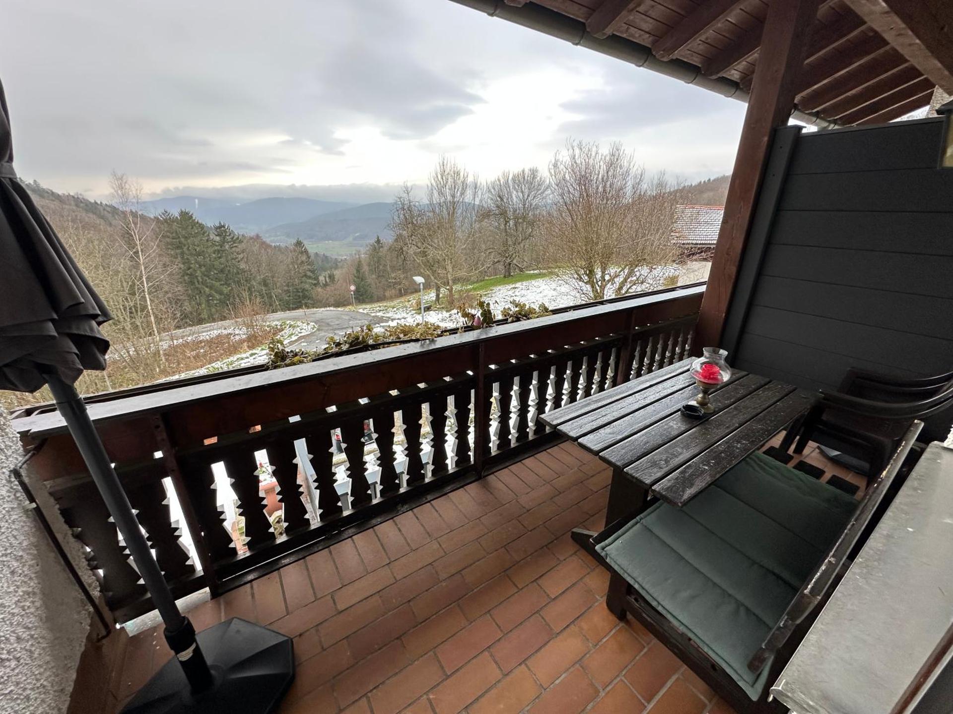 Urig mitten im Bayerischen Wald mit traumhaften Fernblick WLAN kostenfrei