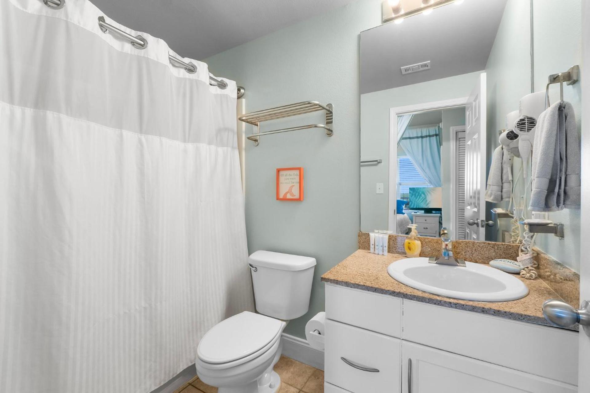 Beach & Ocean Views! Steps to Beach & Dining, Sleeps 9! Dolce Vita Getaways PCB