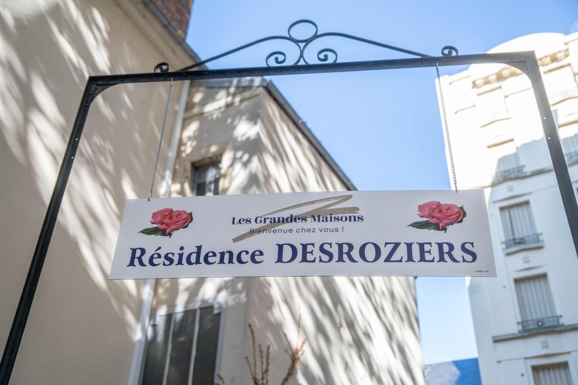 Property logo or sign