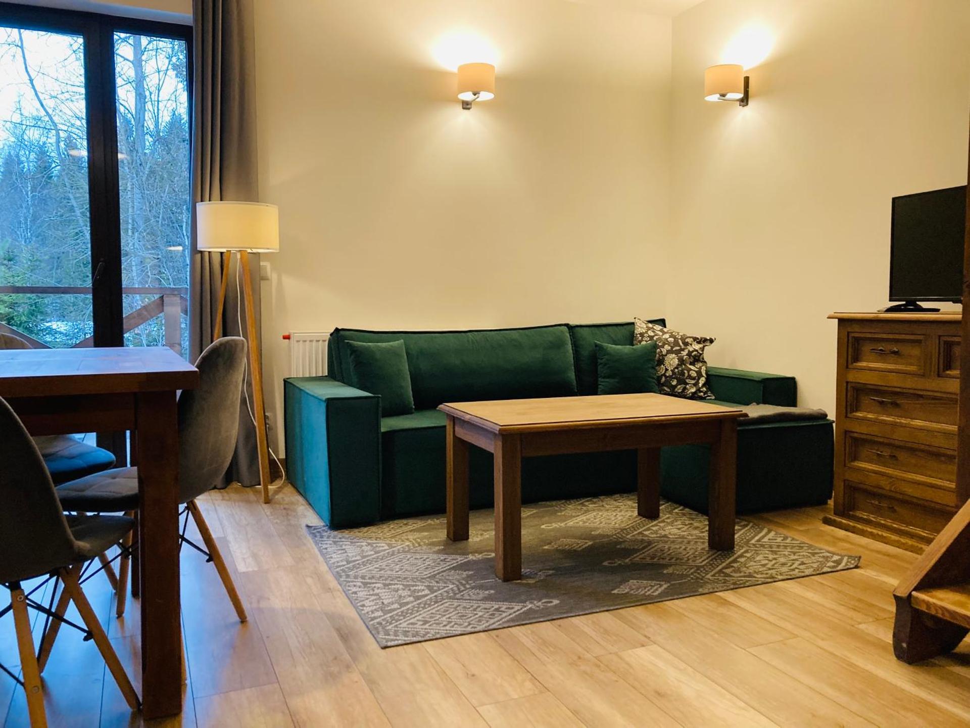 Modryna - Modrzewiowy Dom