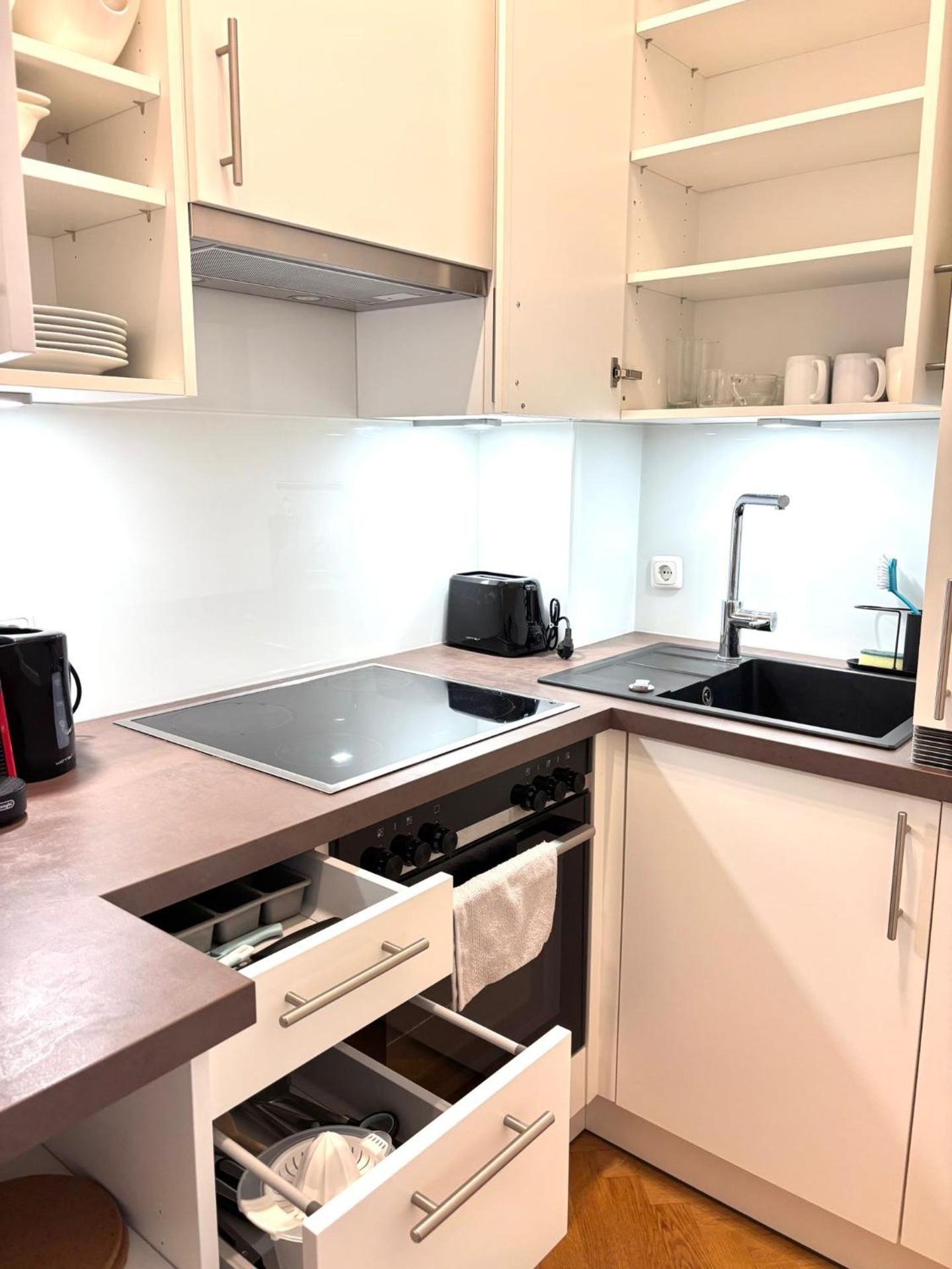 Simply third Apartment