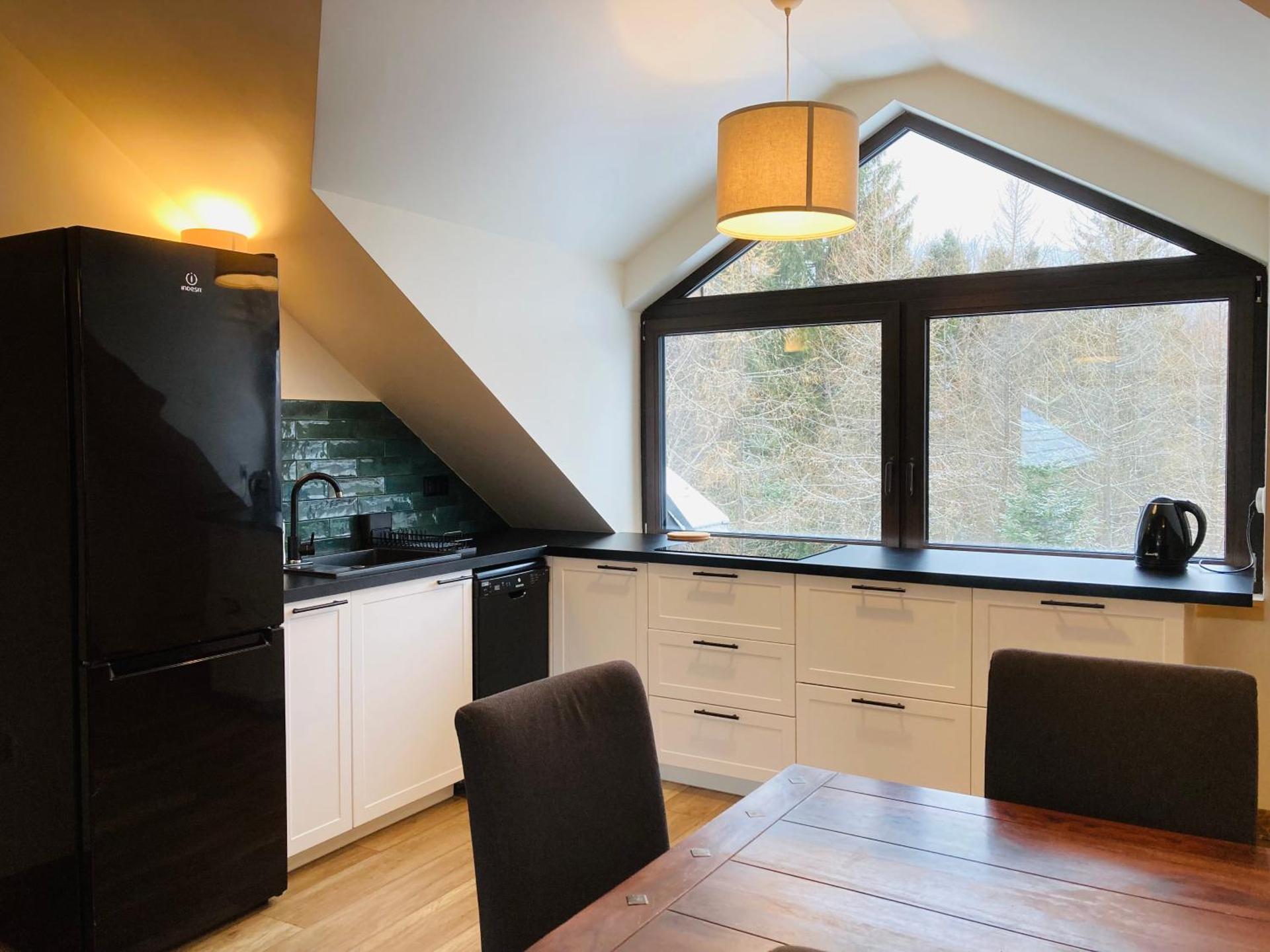 Modryna - Modrzewiowy Dom