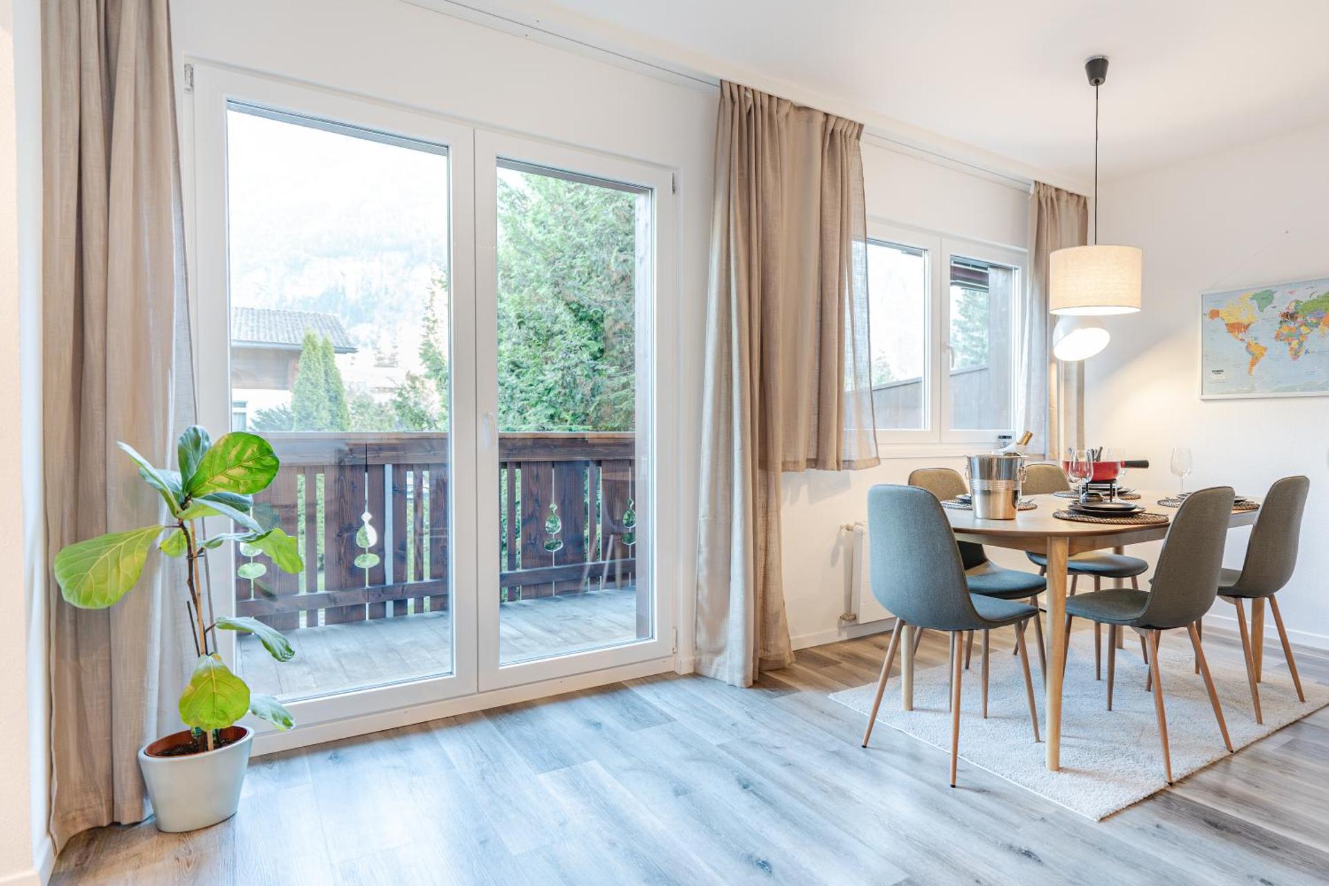 Bellevue & Classy Mountain View apartment