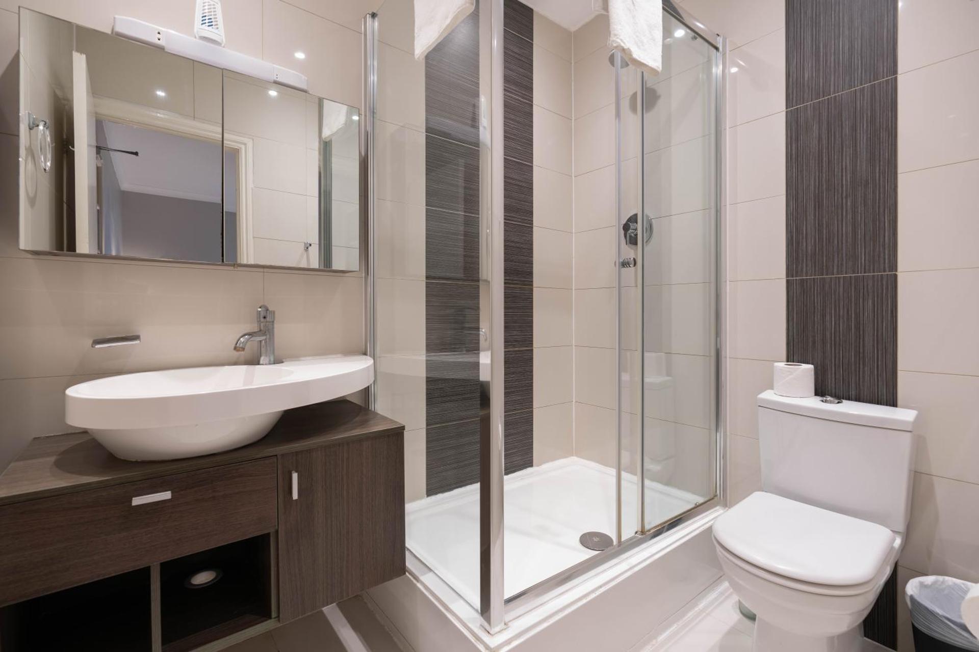 Ascot Hyde Park Hotel