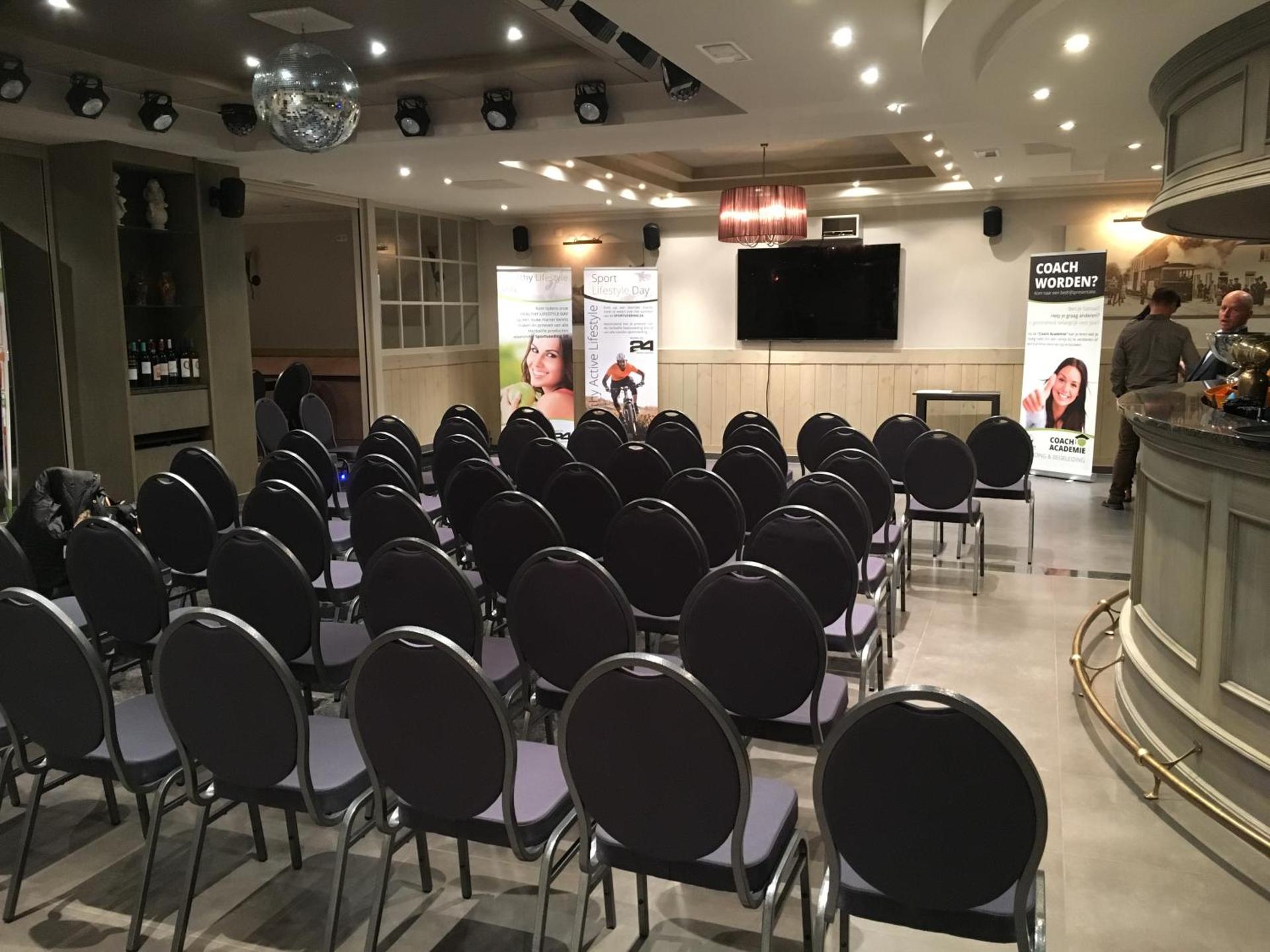 Meeting/conference room