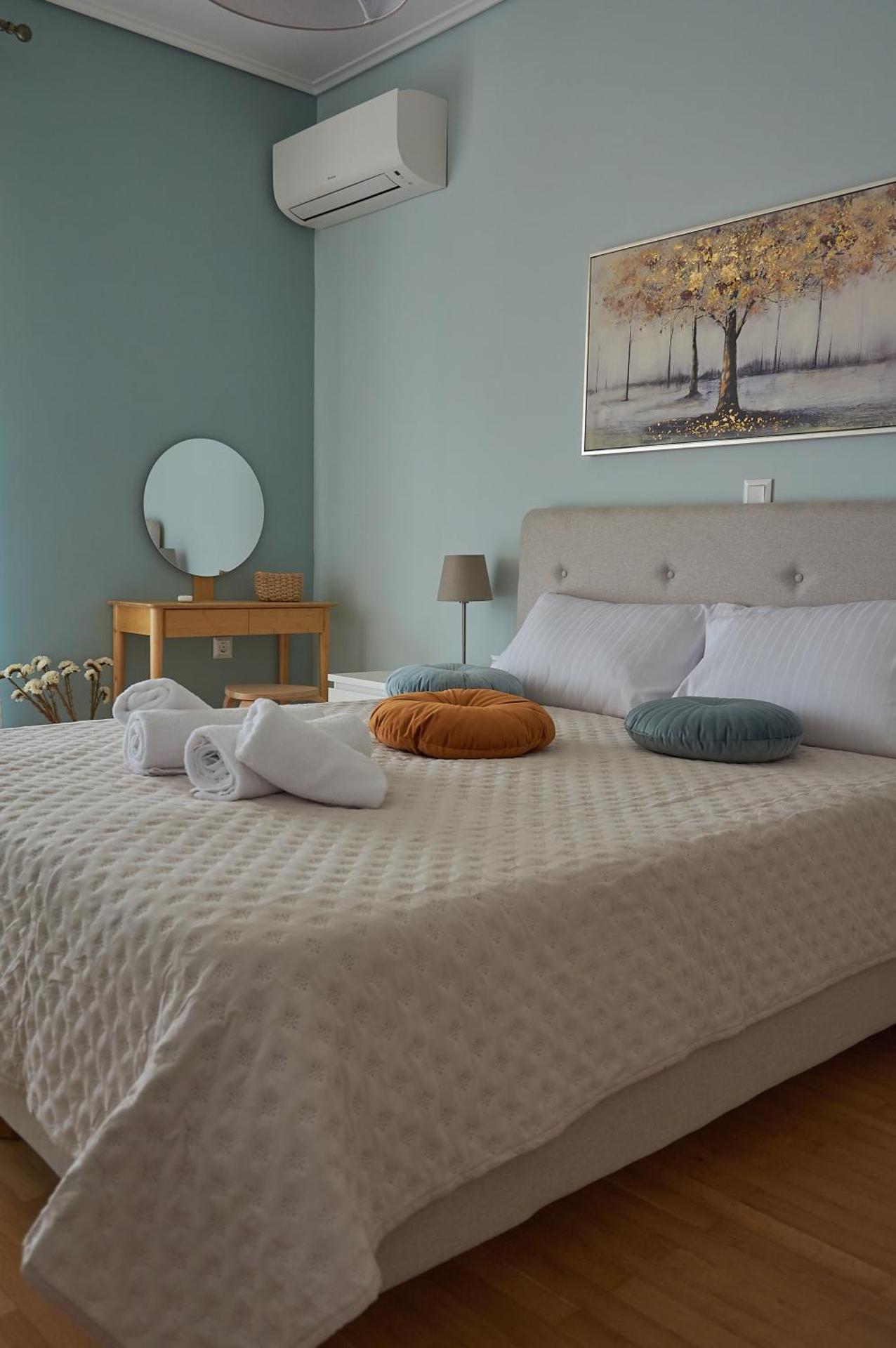 Thea - Arcadian View