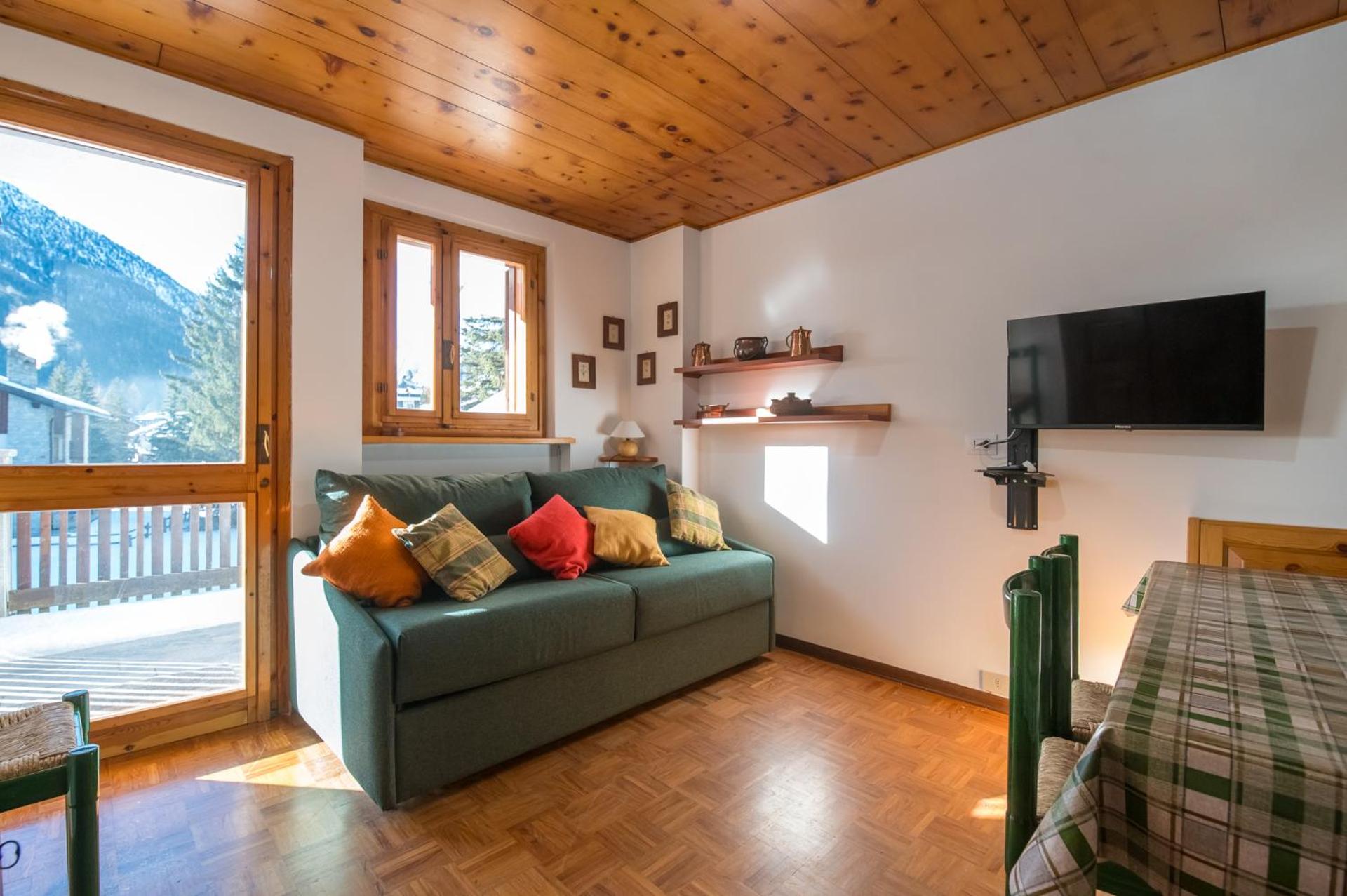 Chez Umbus, centrale e immerso nel verde, grande terrazzo