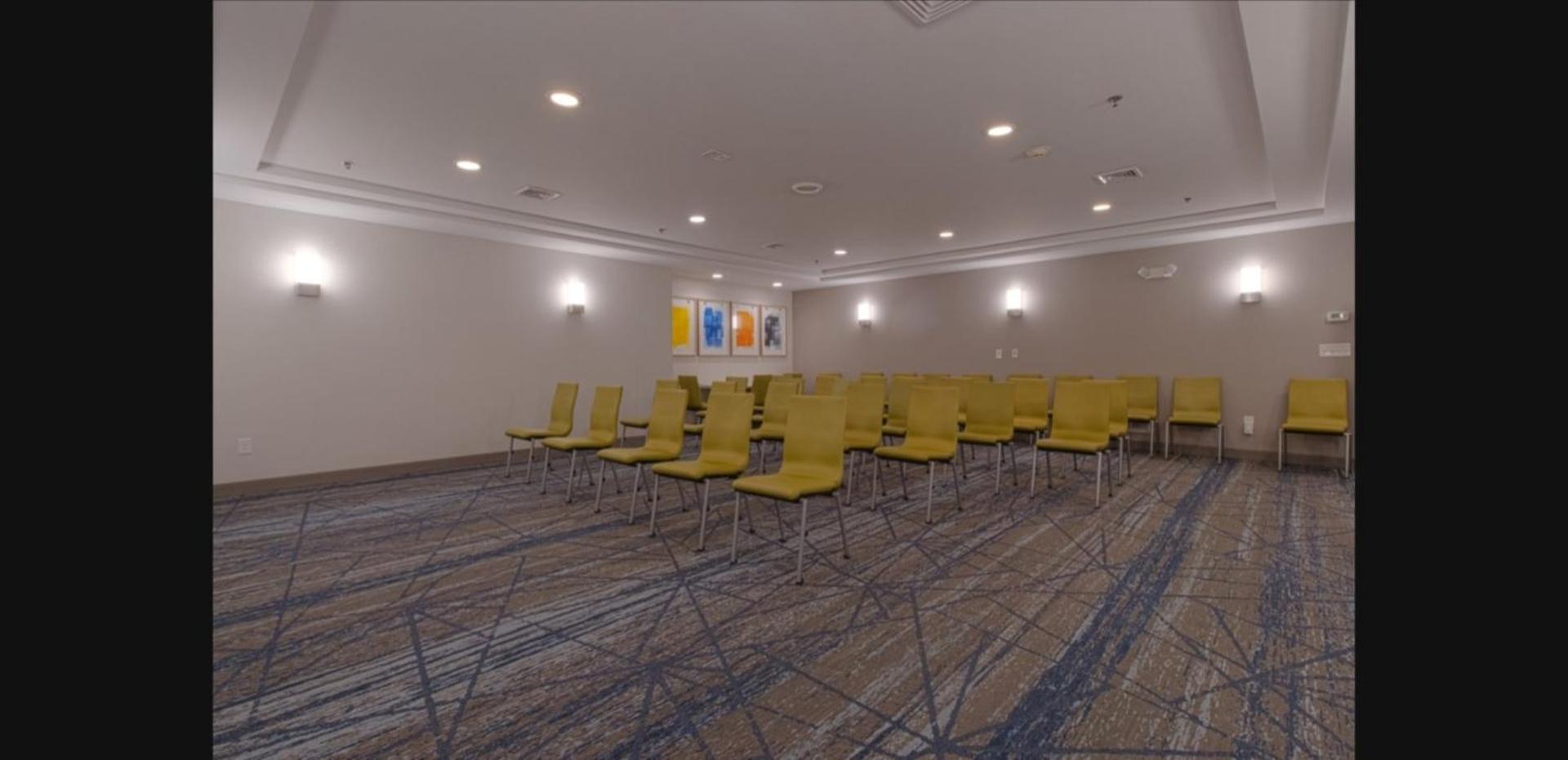 Meeting/conference room