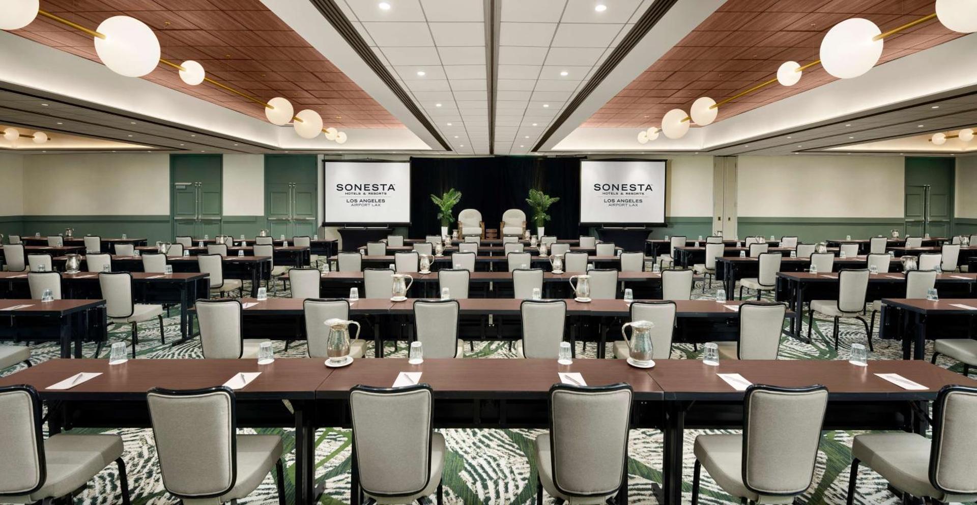 Meeting/conference room