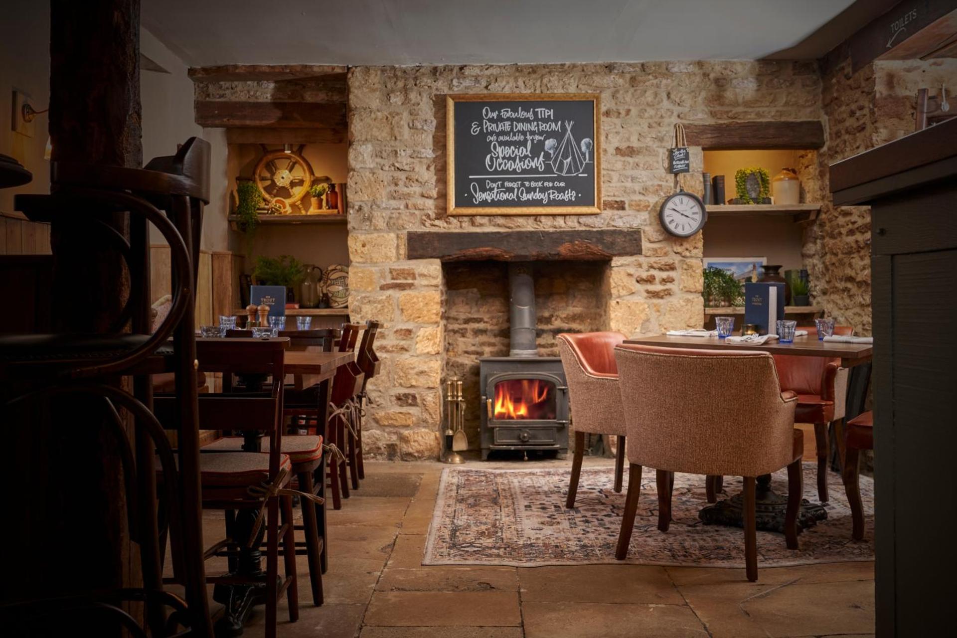 Restaurant/places to eat