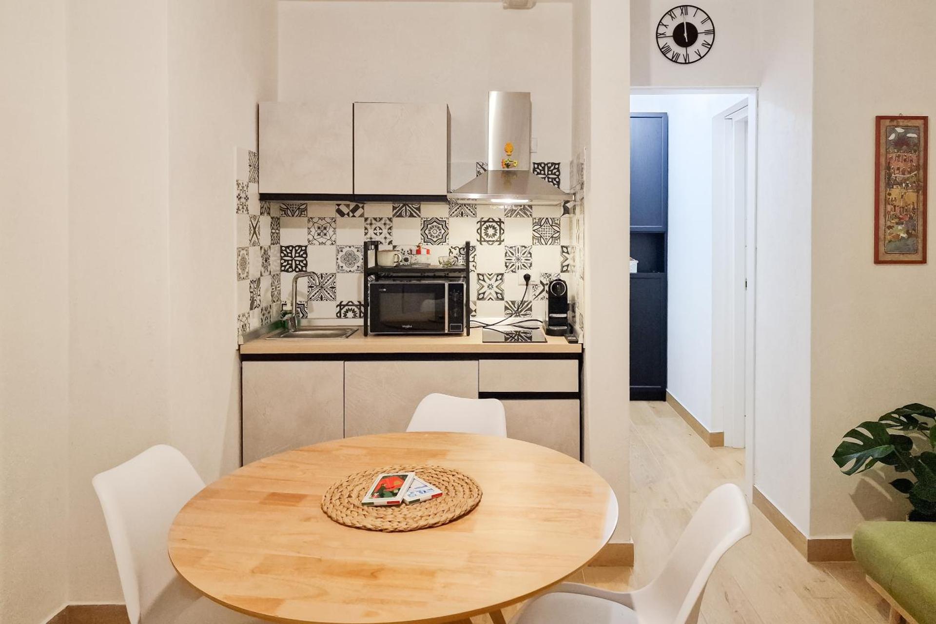 Kitchen or kitchenette