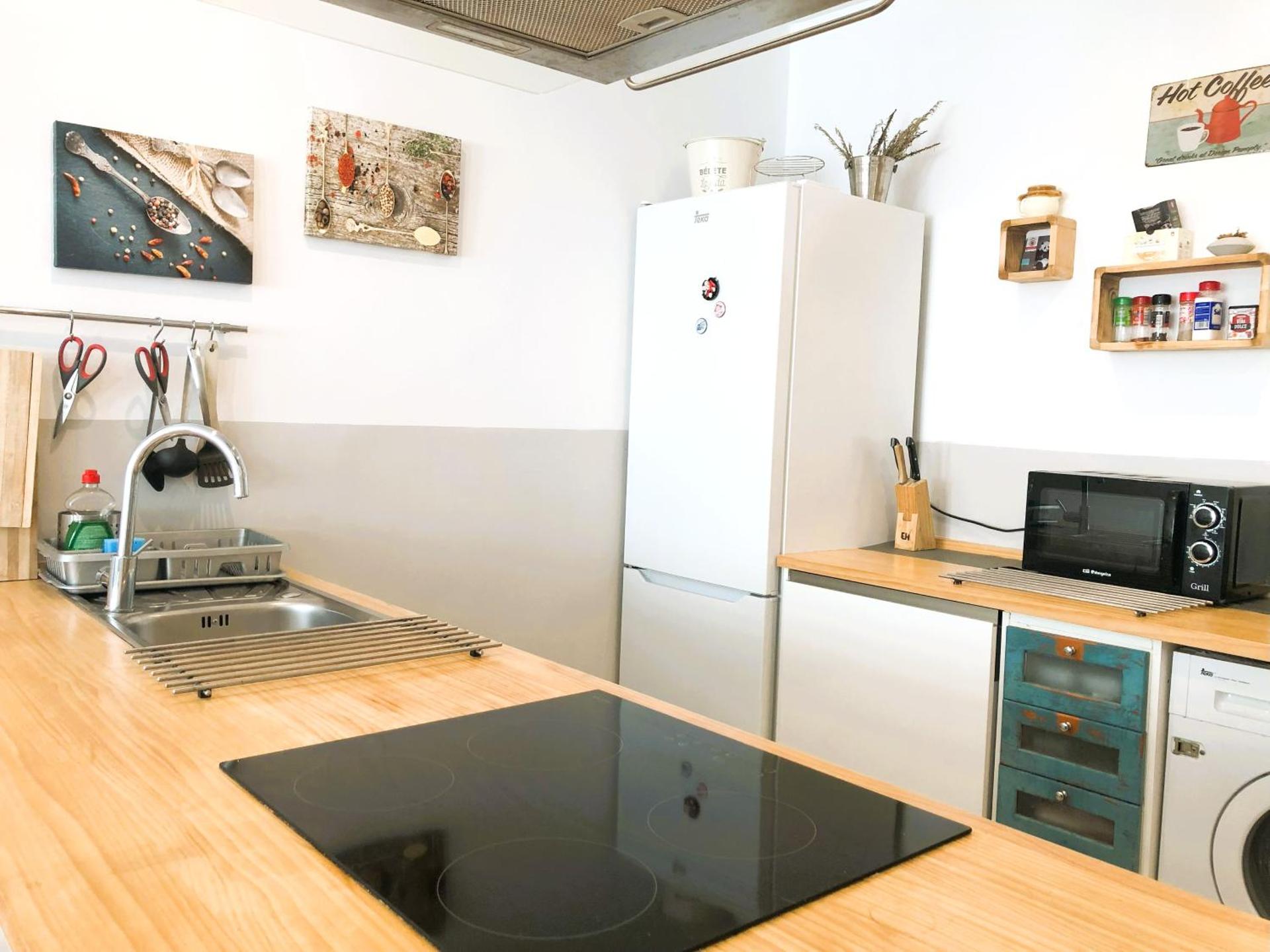 Kitchen or kitchenette