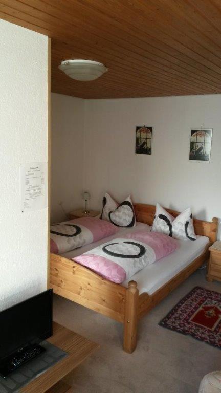 Pension Arnold Neuenburg