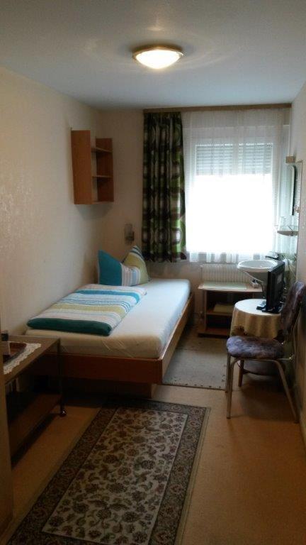 Pension Arnold Neuenburg