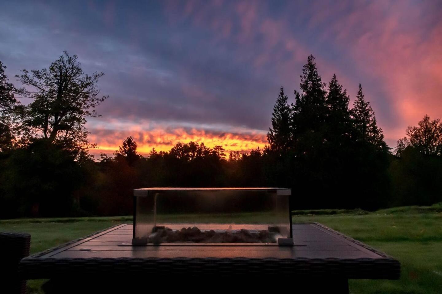 Cedar Cabin Overlooking Bedgebury Forest