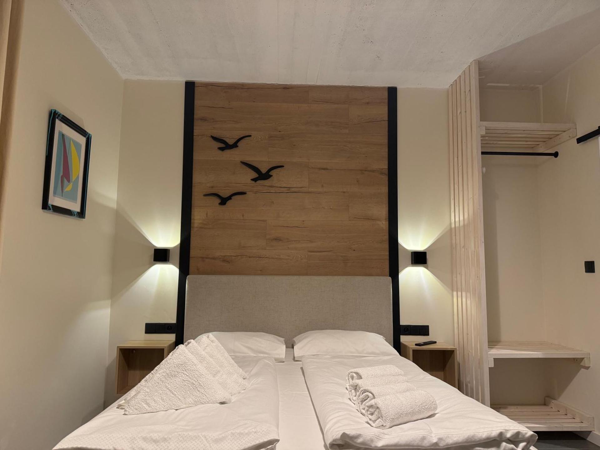 Loox Ostrovo- Boutique House-noclegi nad morzem