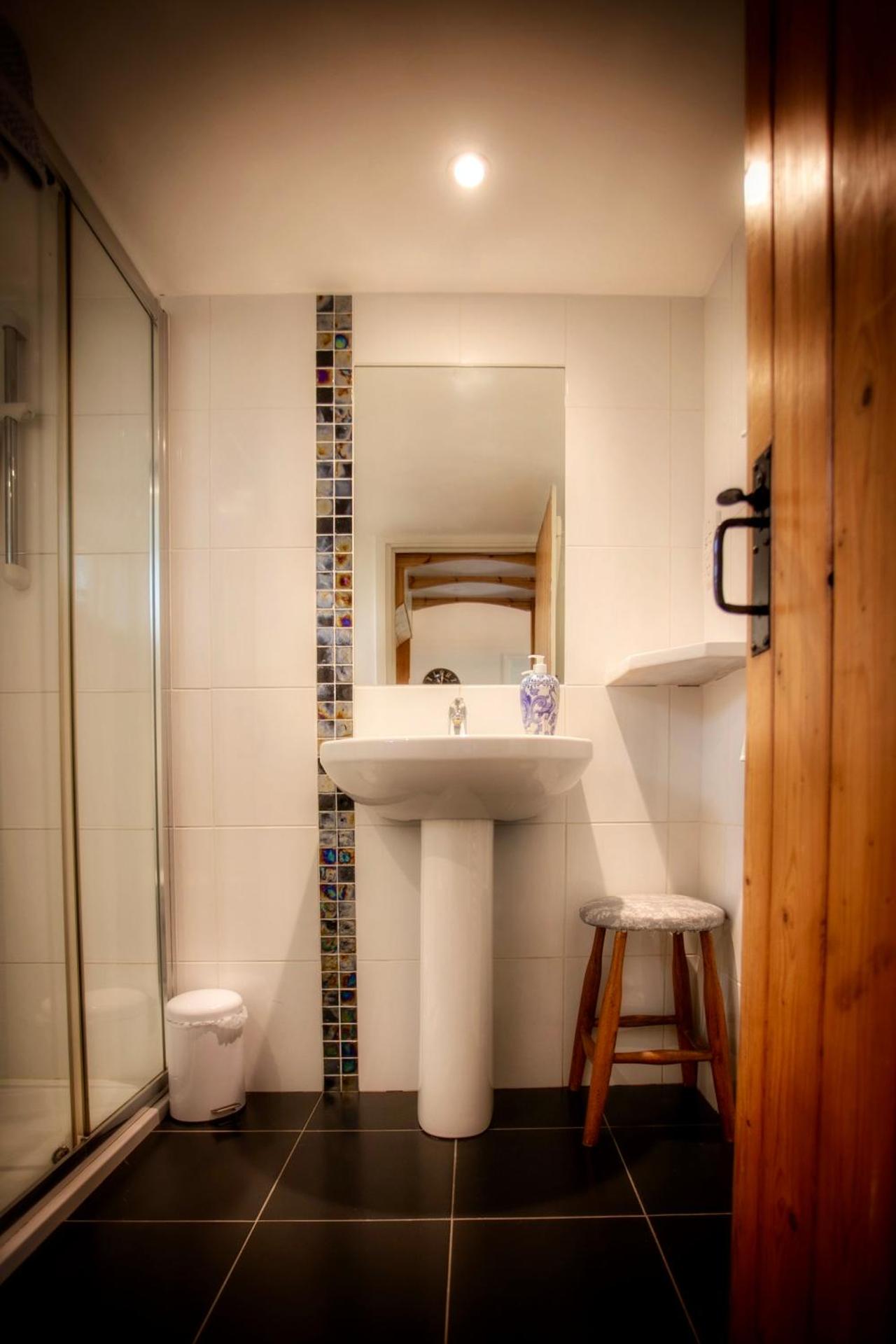 Beautiful Rural Self Contained Farm Annex