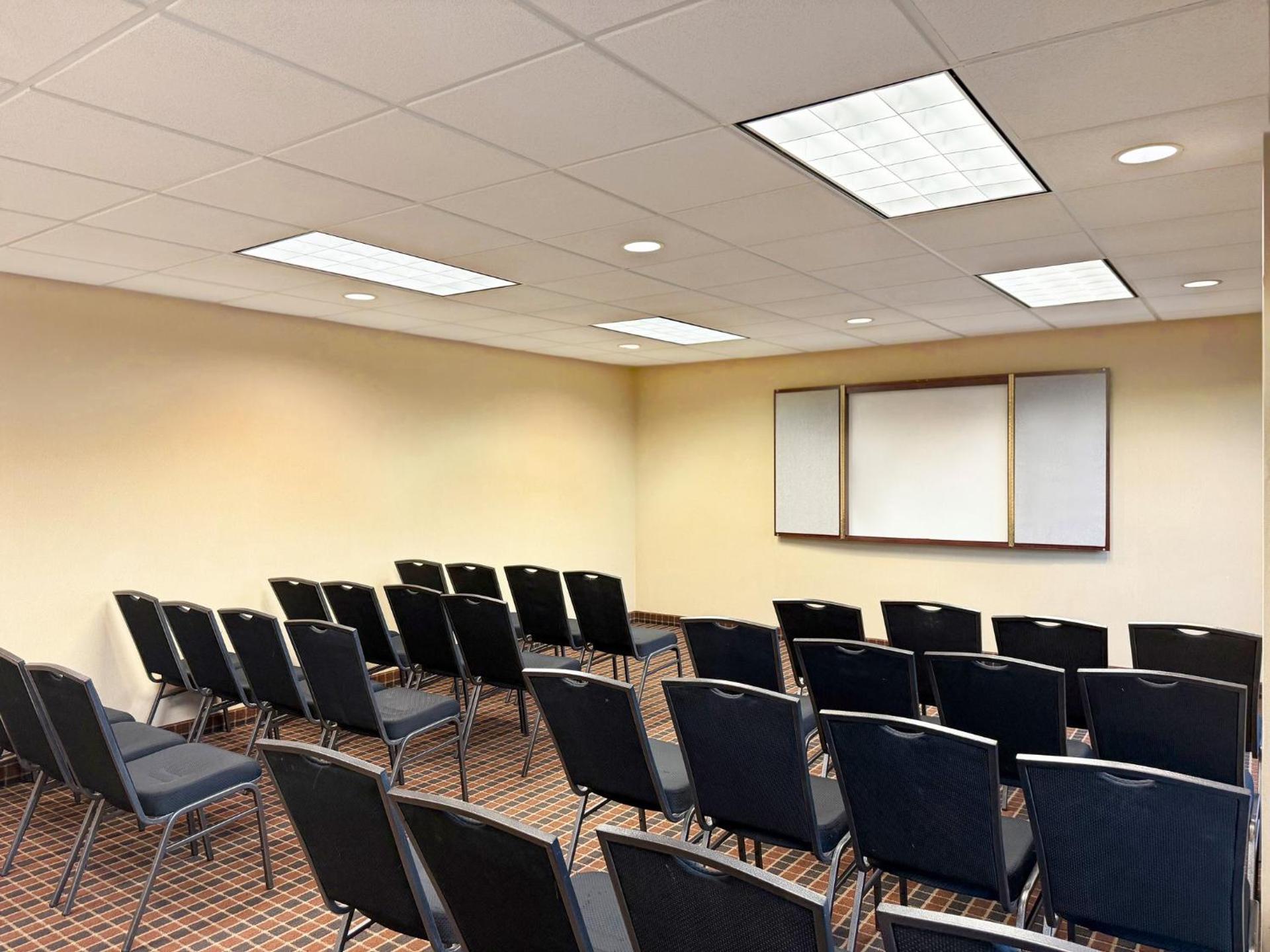 Meeting/conference room
