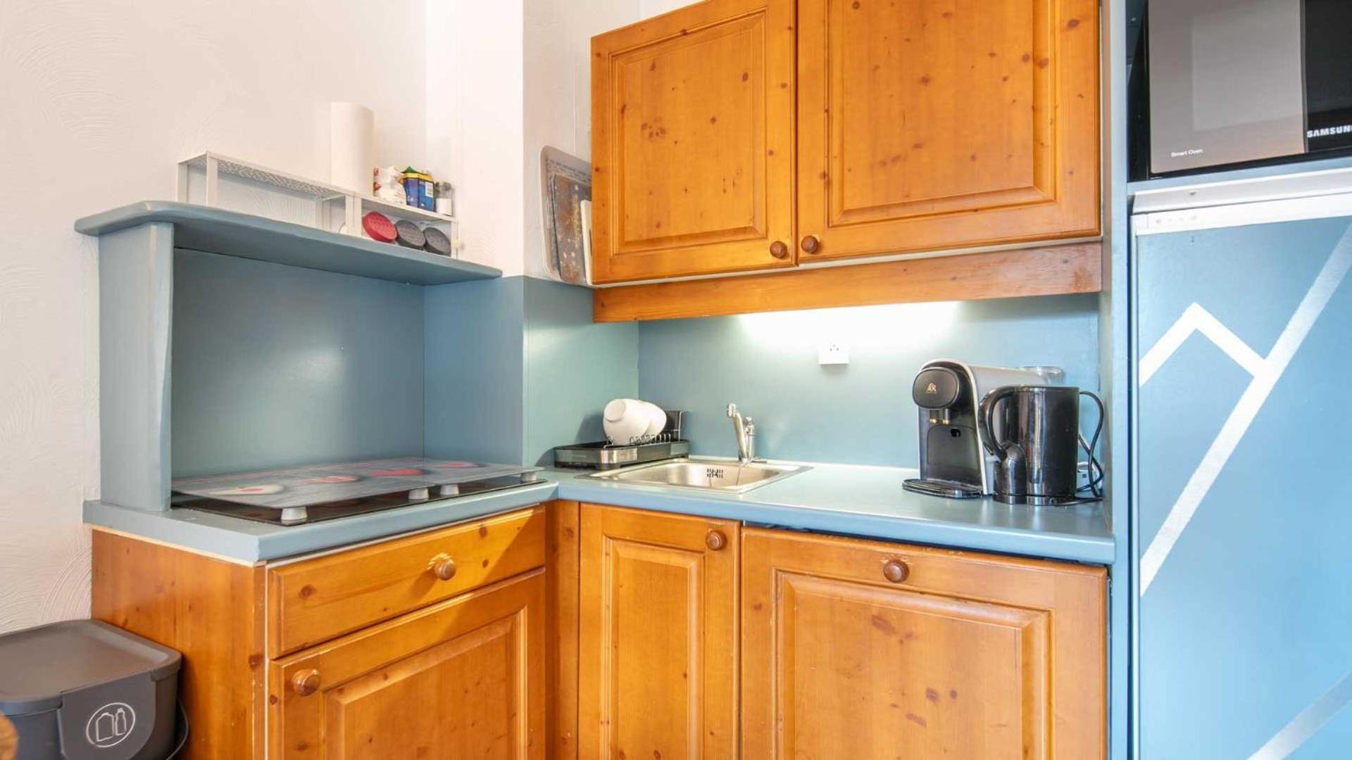 Kitchen or kitchenette