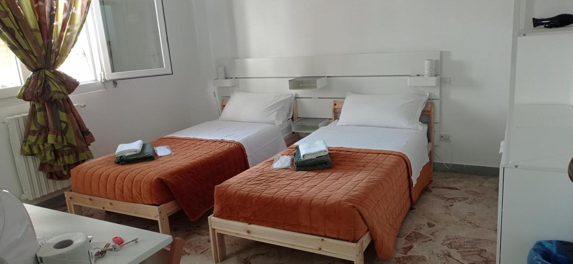 Double or Twin Room with Bathroom