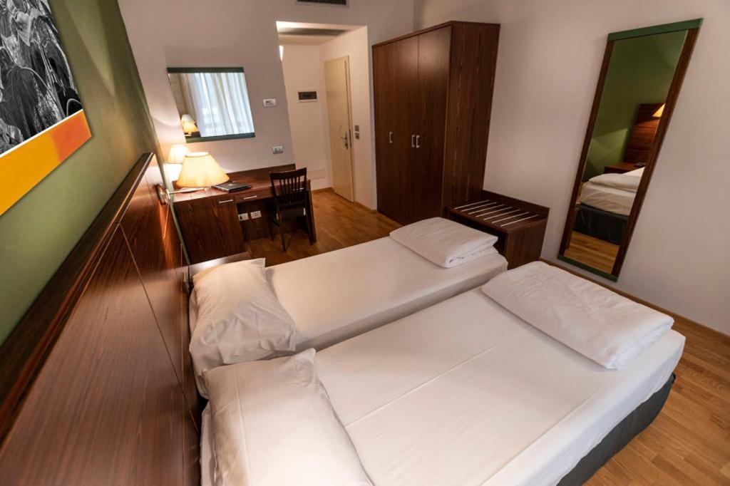 Economy Double or Twin Room