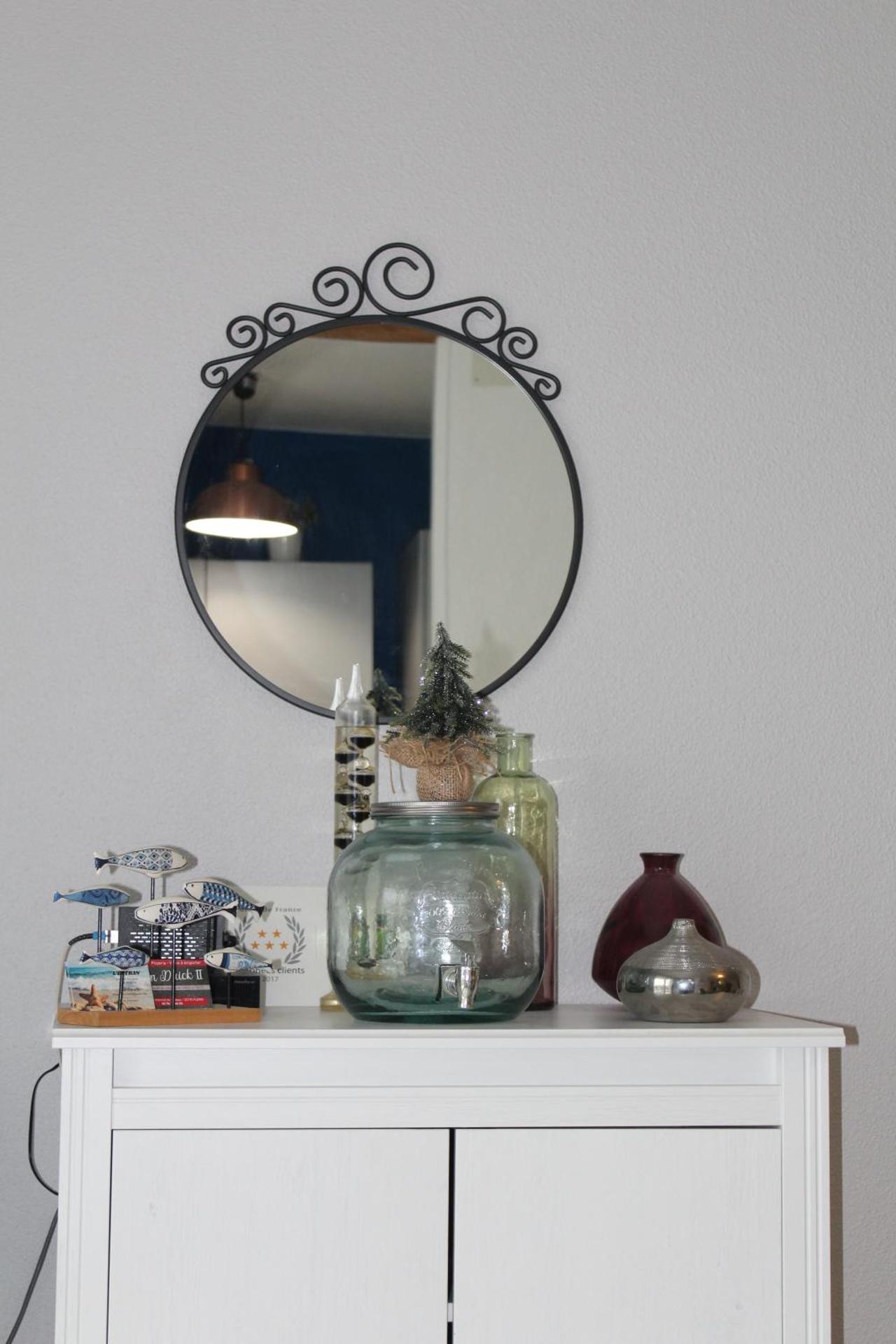 L'ESTRAN, 4 kms des plages, port, GR 34 et 2 h 15 Paris LGV