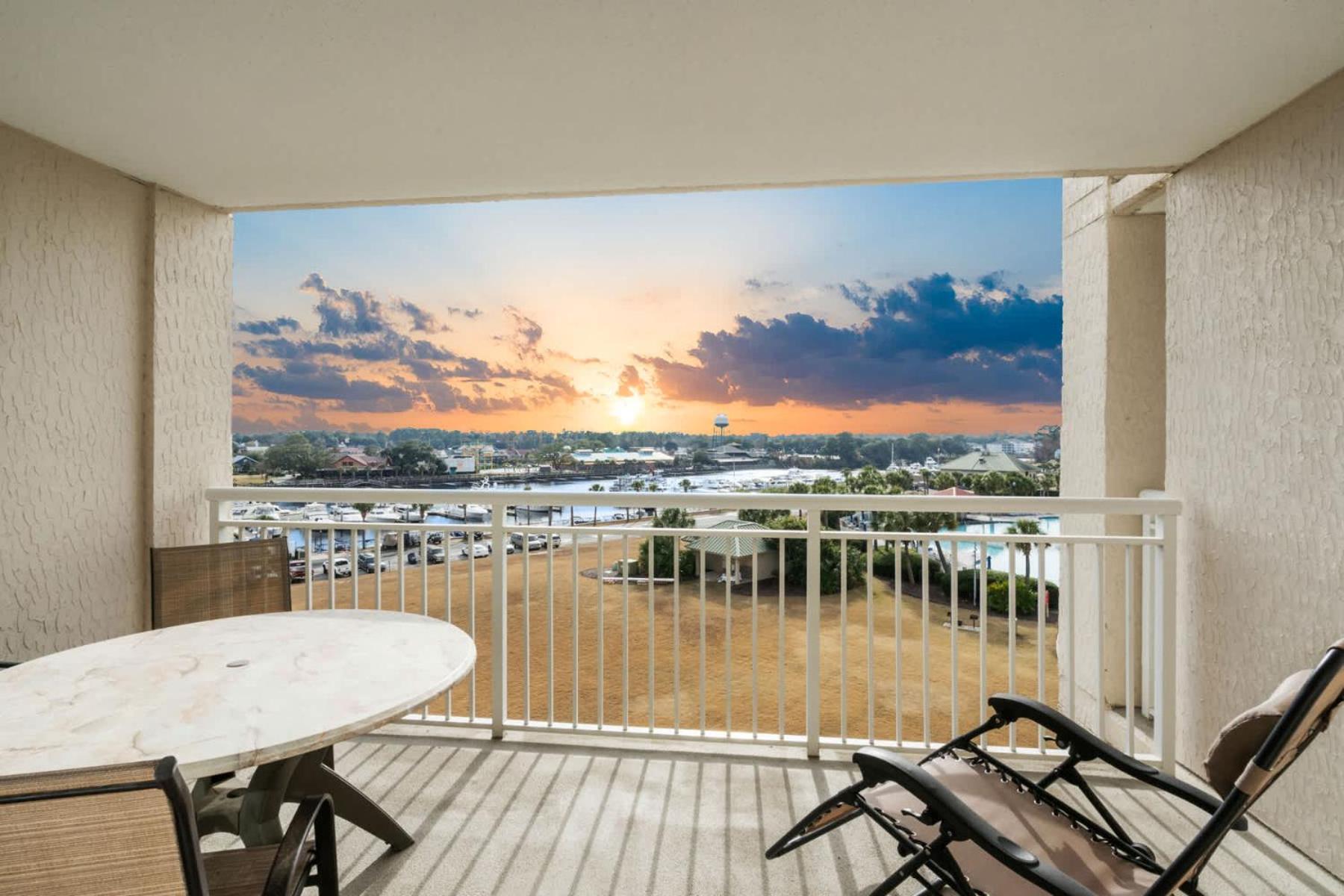 Yacht Club Villas 1-505 - Marina View