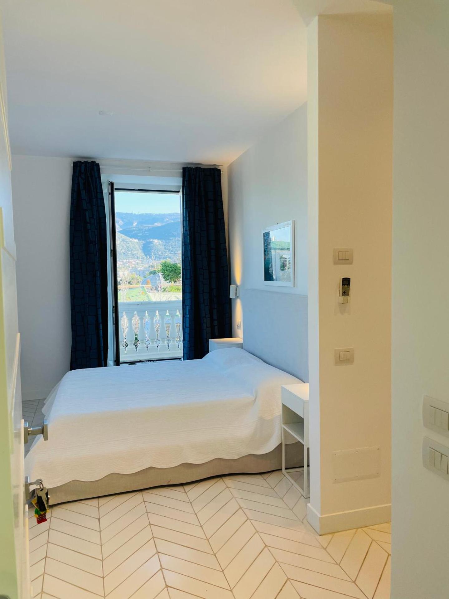 Casa Torre a Sorrento con parcheggio gratuito