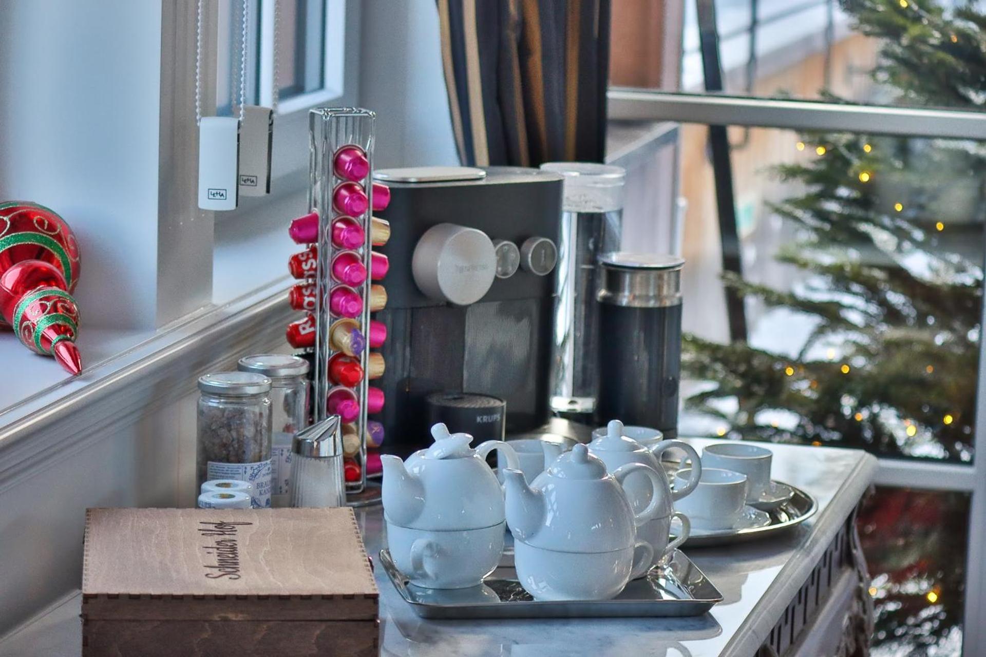 Coffee/tea facilities